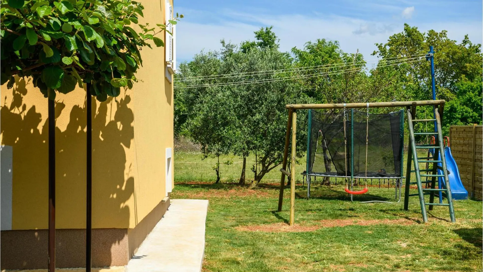 Pet Friendly Home In Stokovci