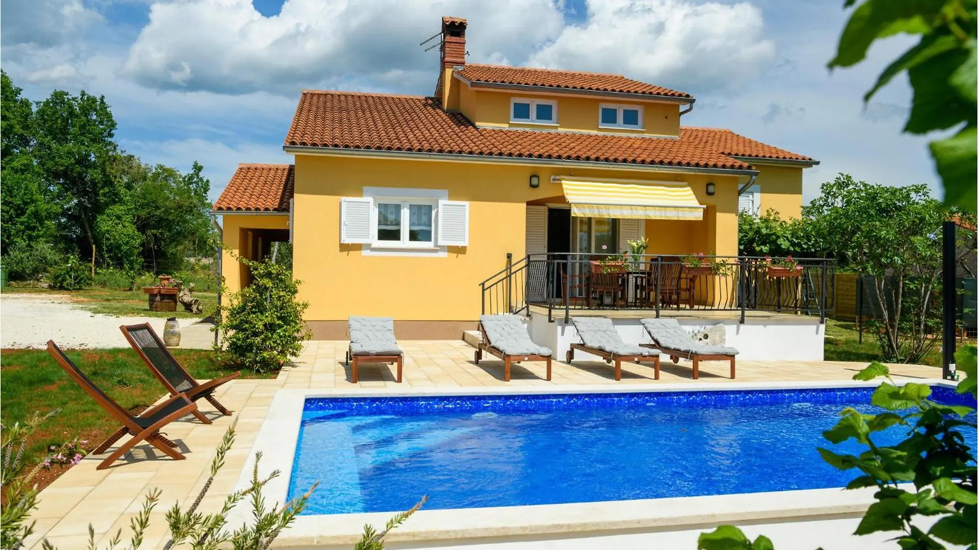 Pet Friendly Home In Stokovci
